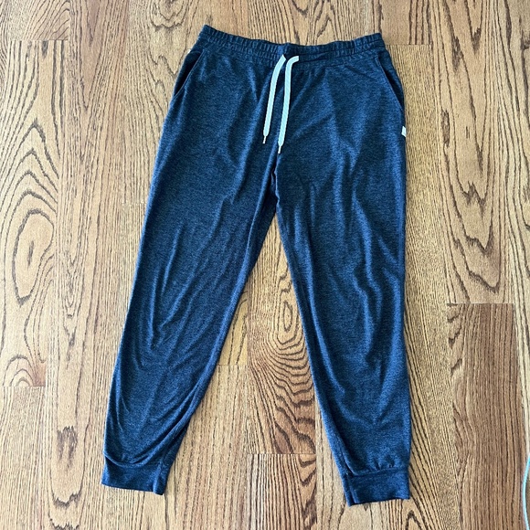 Vuori joggers, charcoal gray, size M, EUC! - Picture 1 of 7
